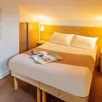 Pierre & Les Gemeaux Lejlighedshotel 3*