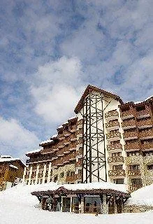 Pierre & Les Gemeaux Aparthotel 3*