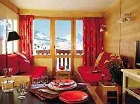 Aparthotel Pierre & Les Gemeaux 3*